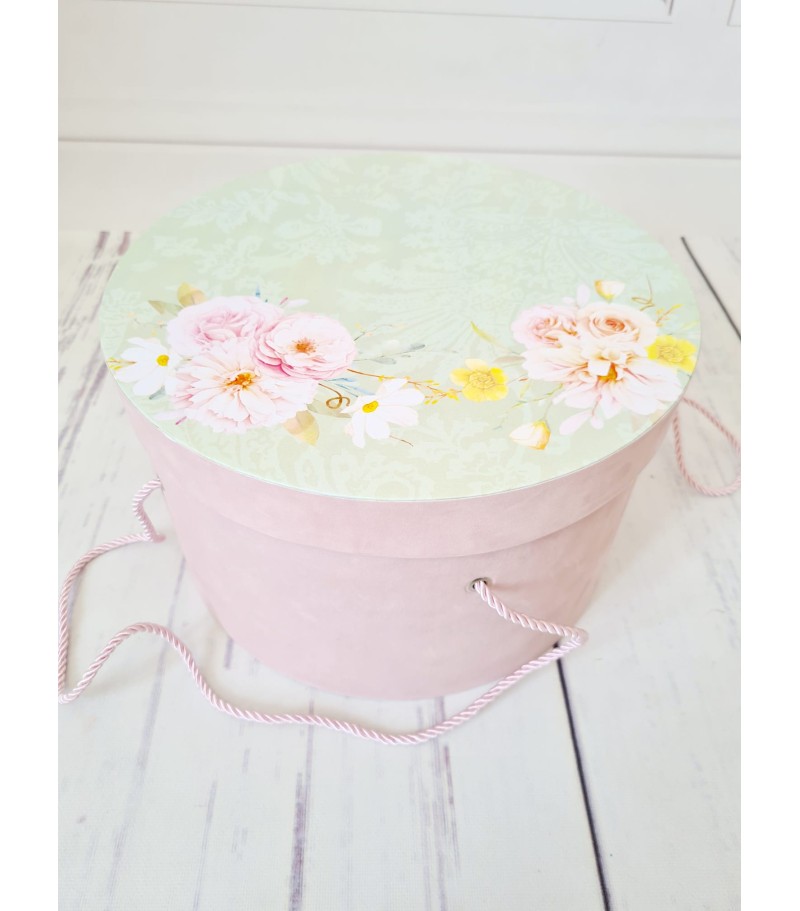 Domnica tinuta populara pentru fetite botez traditional