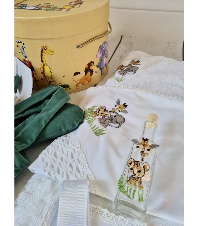 Costum si trusou complet Petit Safari 