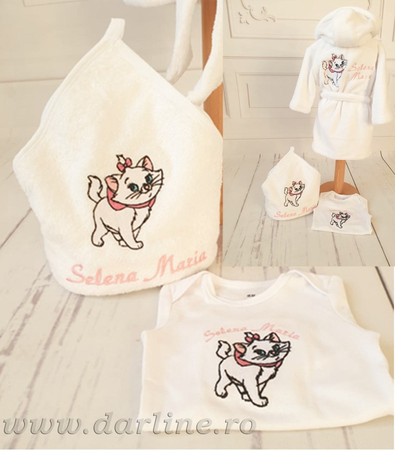 Set prima baita cu Nasii pisica Marie
