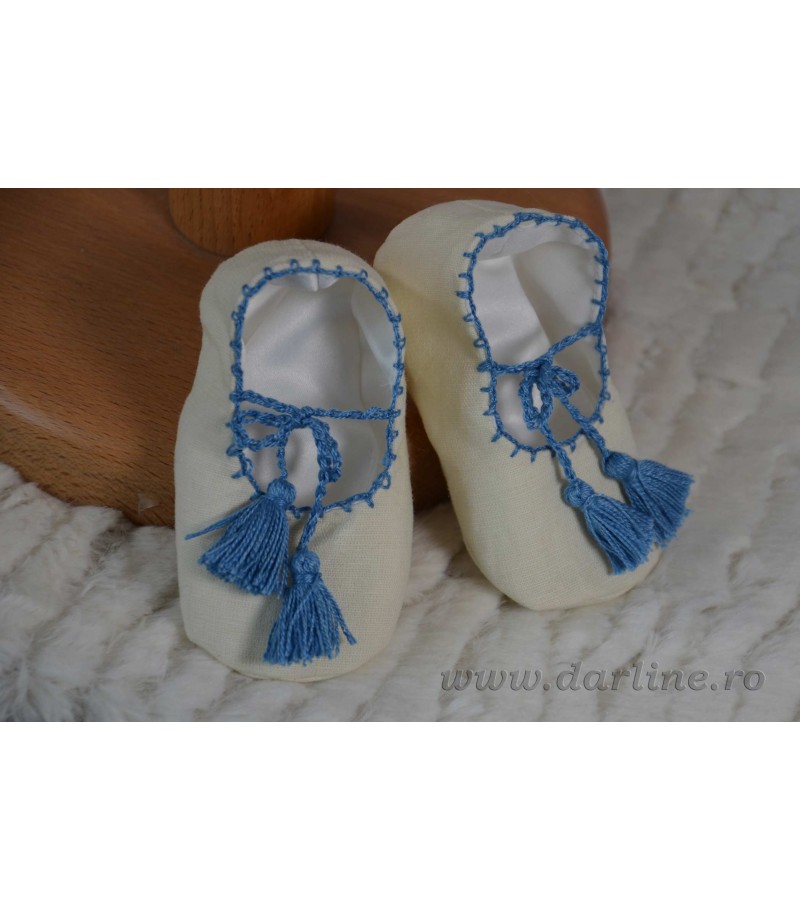Costum popular botez Petru