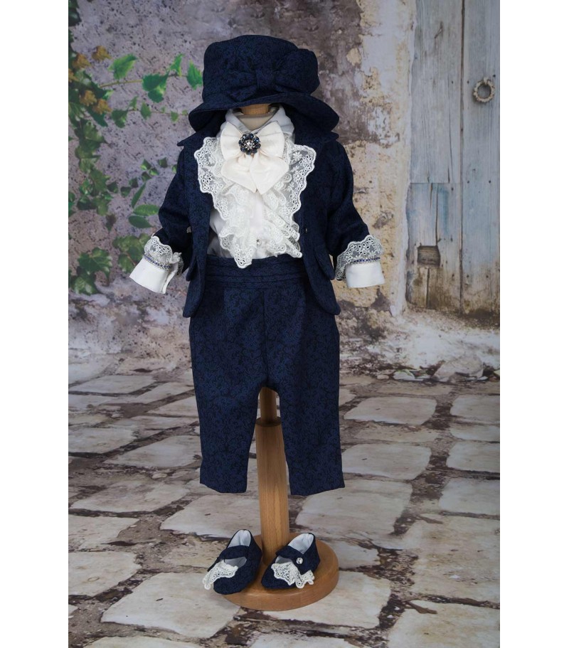 Costumas botez Henry