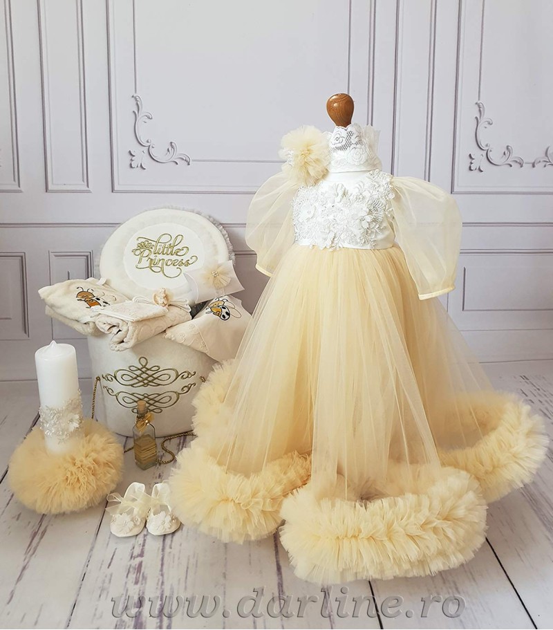 Trusou complet botez Letizia