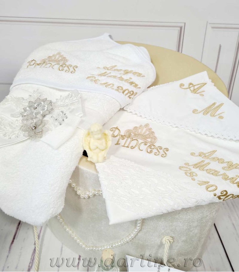 Livia, trusou complet botez fetite